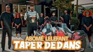 Taper dedans